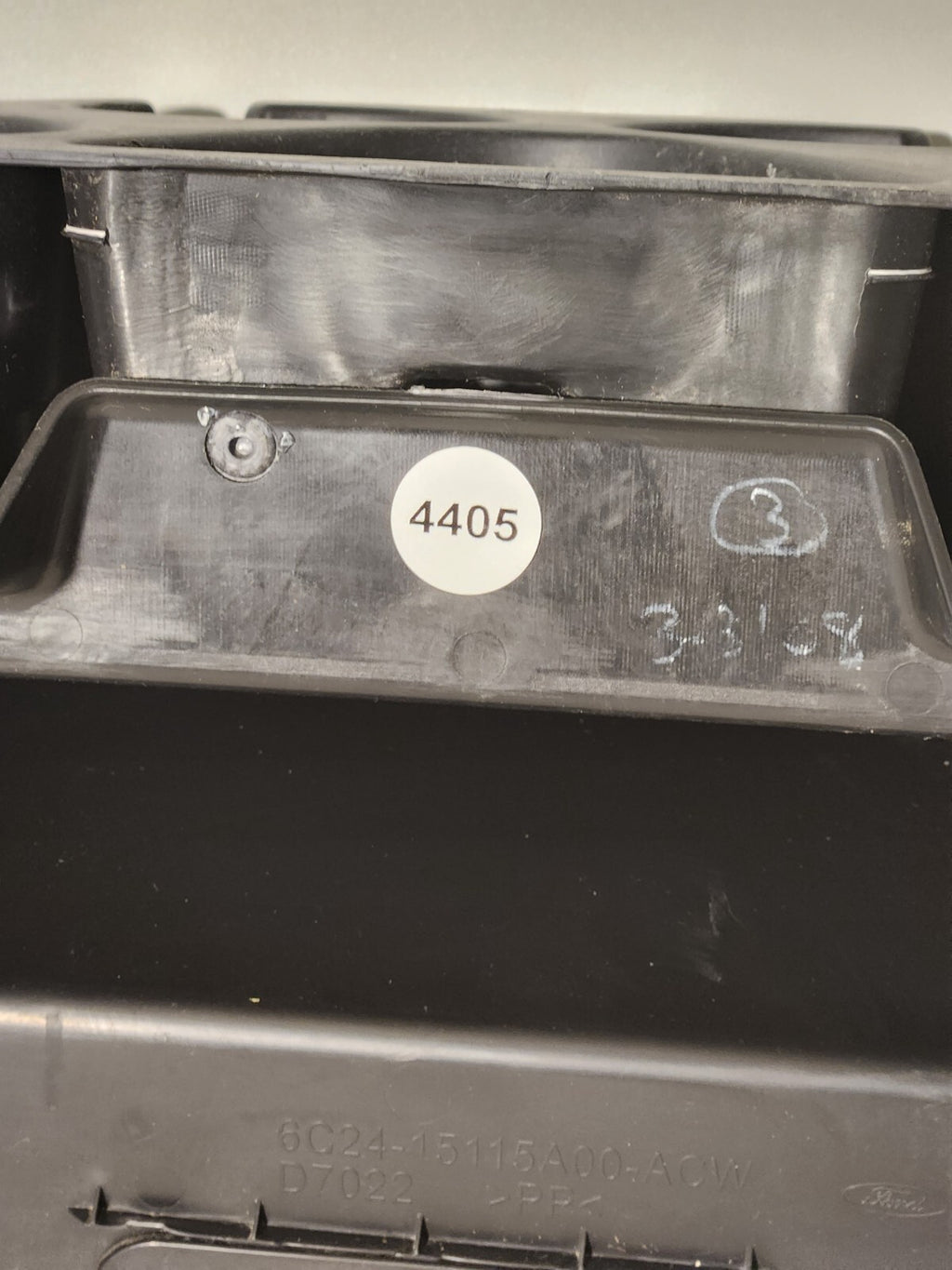 97-13 FORD ECONOLINE VAN E150 E250 E350 E450 FRONT CENTER CONSOLE Cupholder GRAY