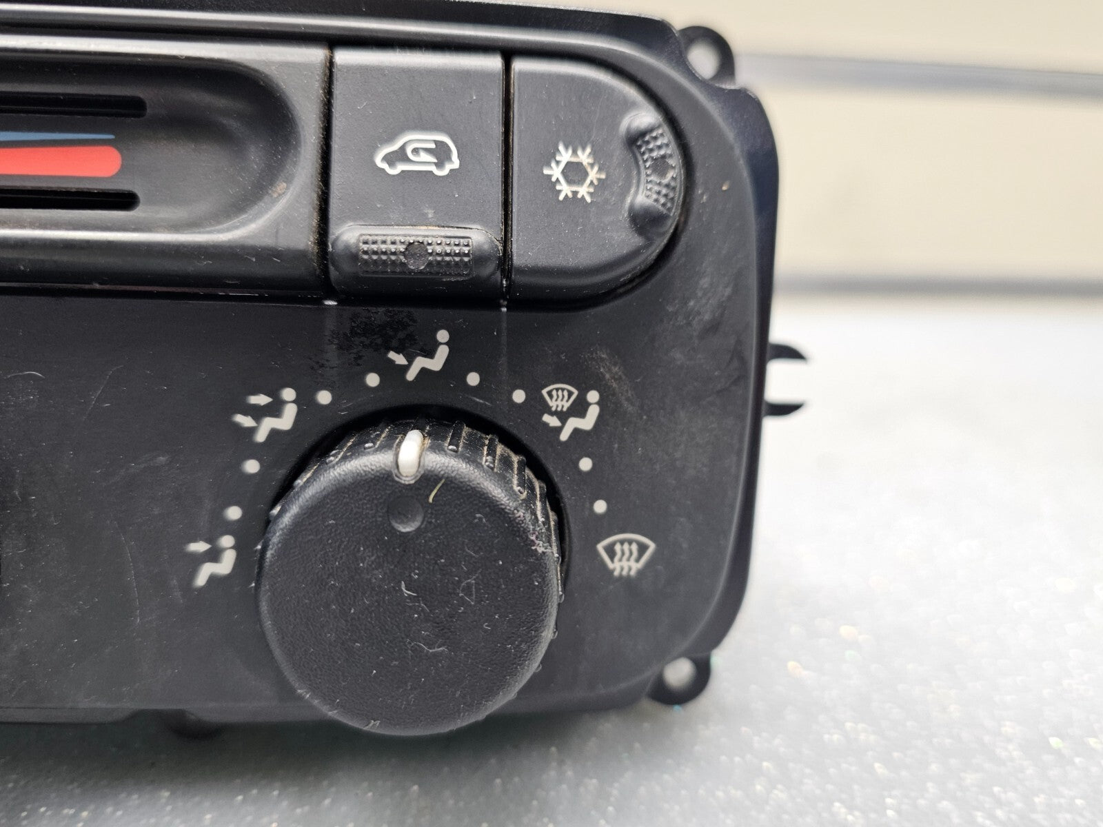 🔥04-07 Dodge Caravan Town Country Dash AC Climate Temperature Heater Control