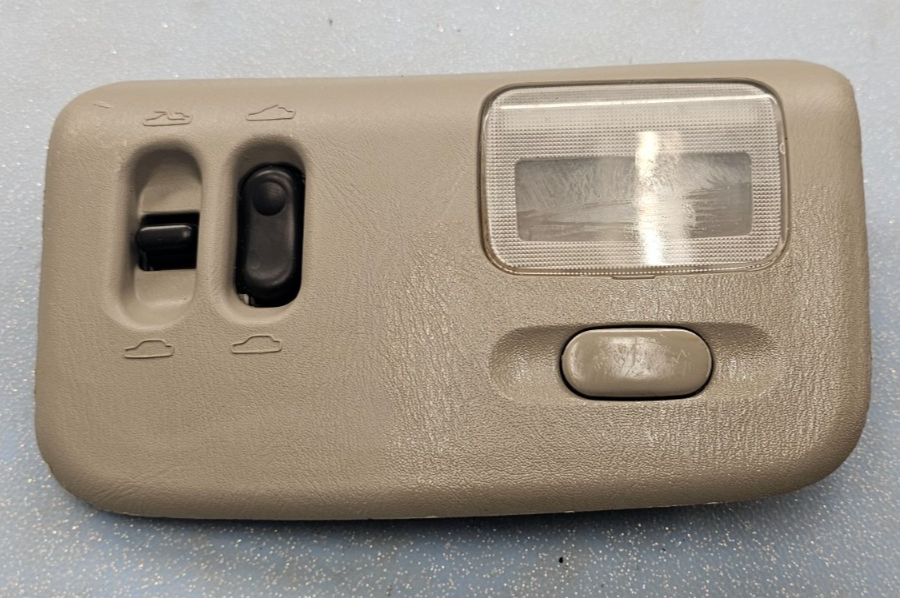 🔥2002-2006 Nissan Altima sunroof switch dome light tan OEM
