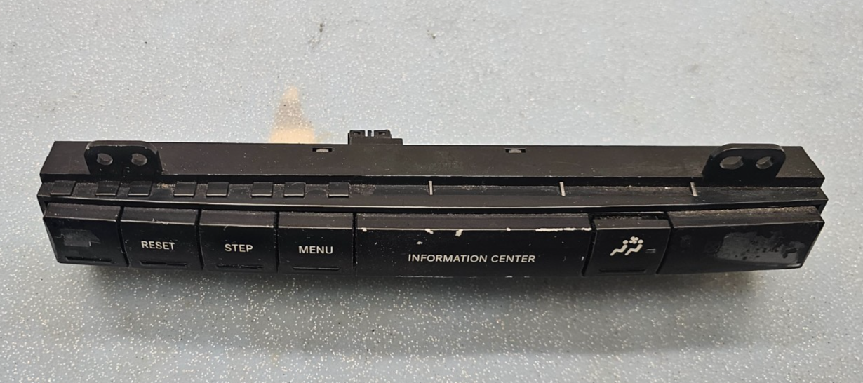 🔥05-06 Grand Cherokee Commander Information Switch Control Instrument Panel