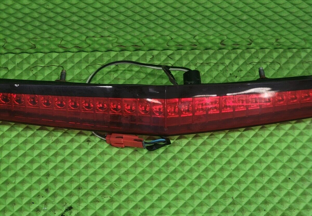 🔥08-13  Cadillac CTS Third Brake Light High Mount Stop Lamp fits Assembly RED