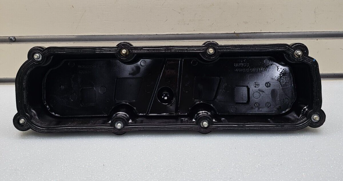🔥04-10 Dodge Grand Caravan Chrysler Town & Country Valve Cover 3.3L 3.8L OEM