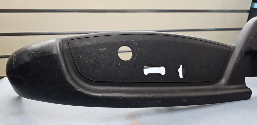 🔥2006-2008 CHEVROLET IMPALA DRIVER SEAT OUTER PANEL GM BLACK OEM