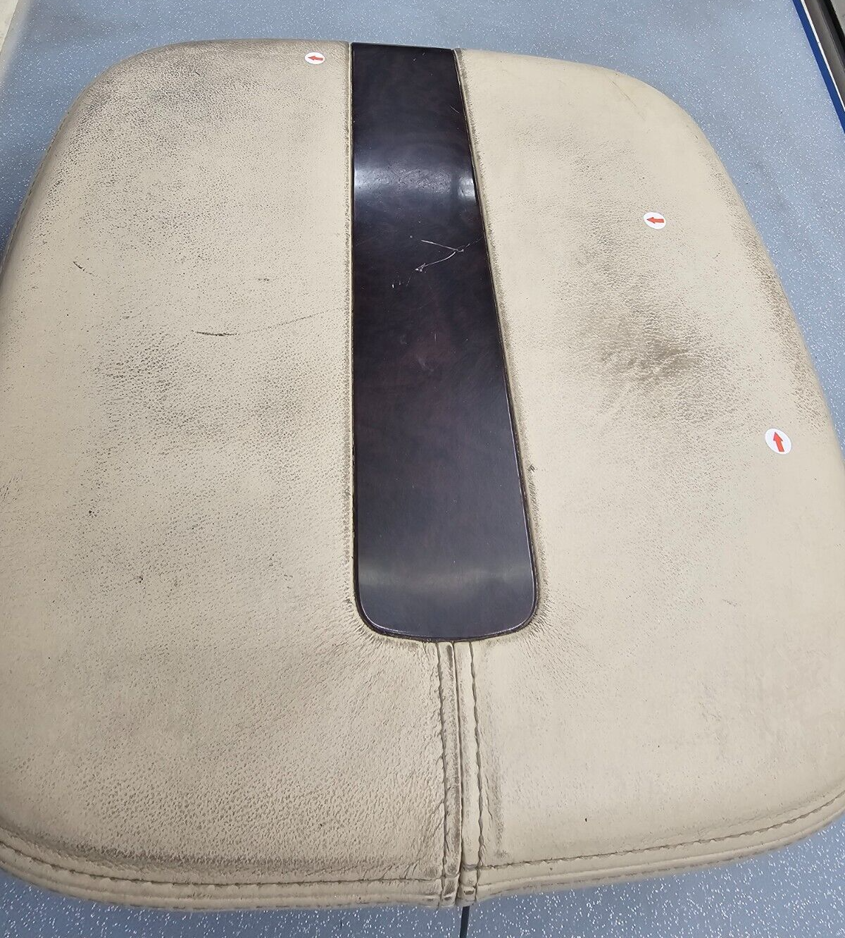 🔥07-08 CADILLAC ESCALADE ESV CENTER FLOOR CONSOLE ARM REST PANEL LIGHT TAN OEM