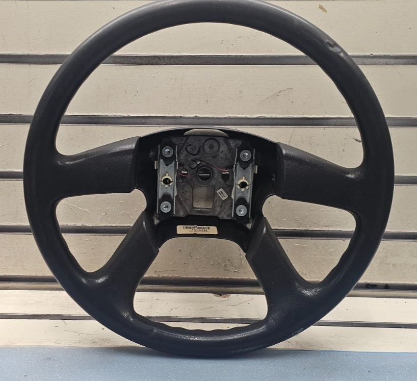 🔥03-06 SILVERADO SIERRA YUKON TAHOE SUBURBAN STEERING WHEEL LEATHER BLACK