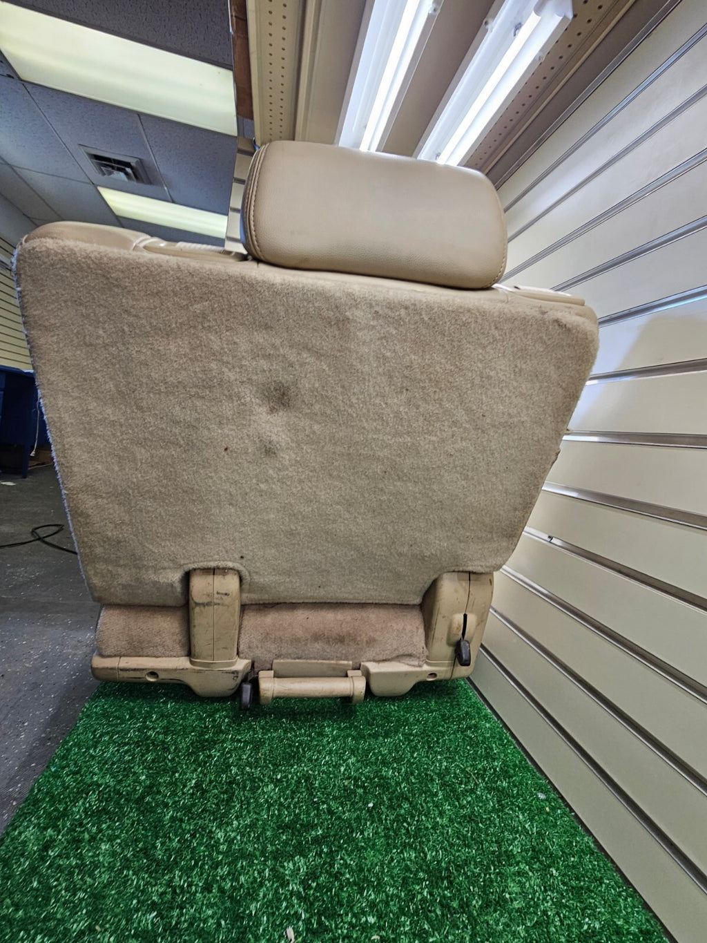 🔥07-14 chevy Suburban Tahoe Yukon Leather Rear Removable Third Row Seat TAN