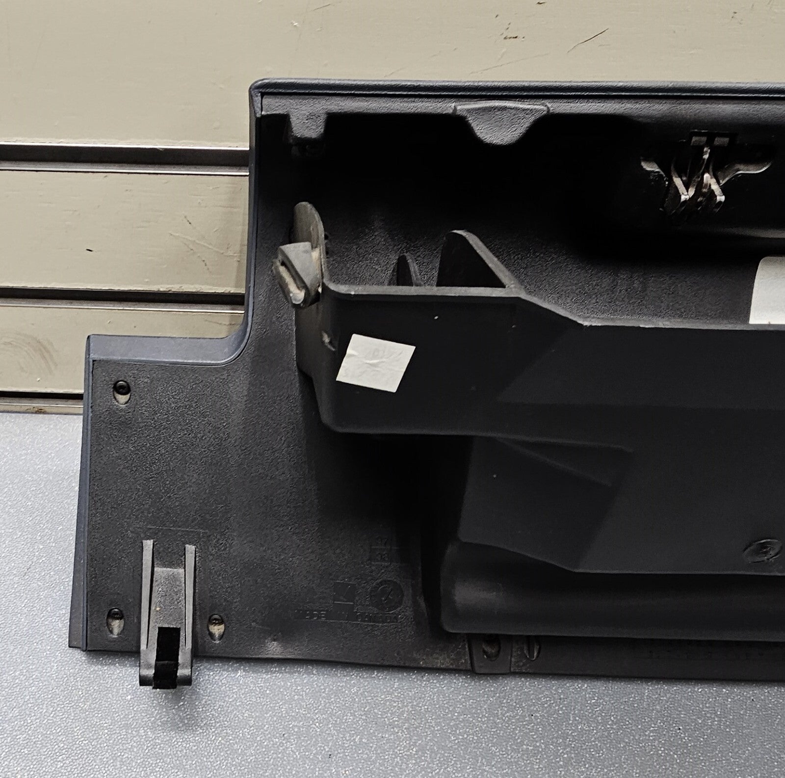 95-99 CHEVY GMC TRUCK SILVERADOC/K Glove Box Storage Compartment Assembly BLUEG2