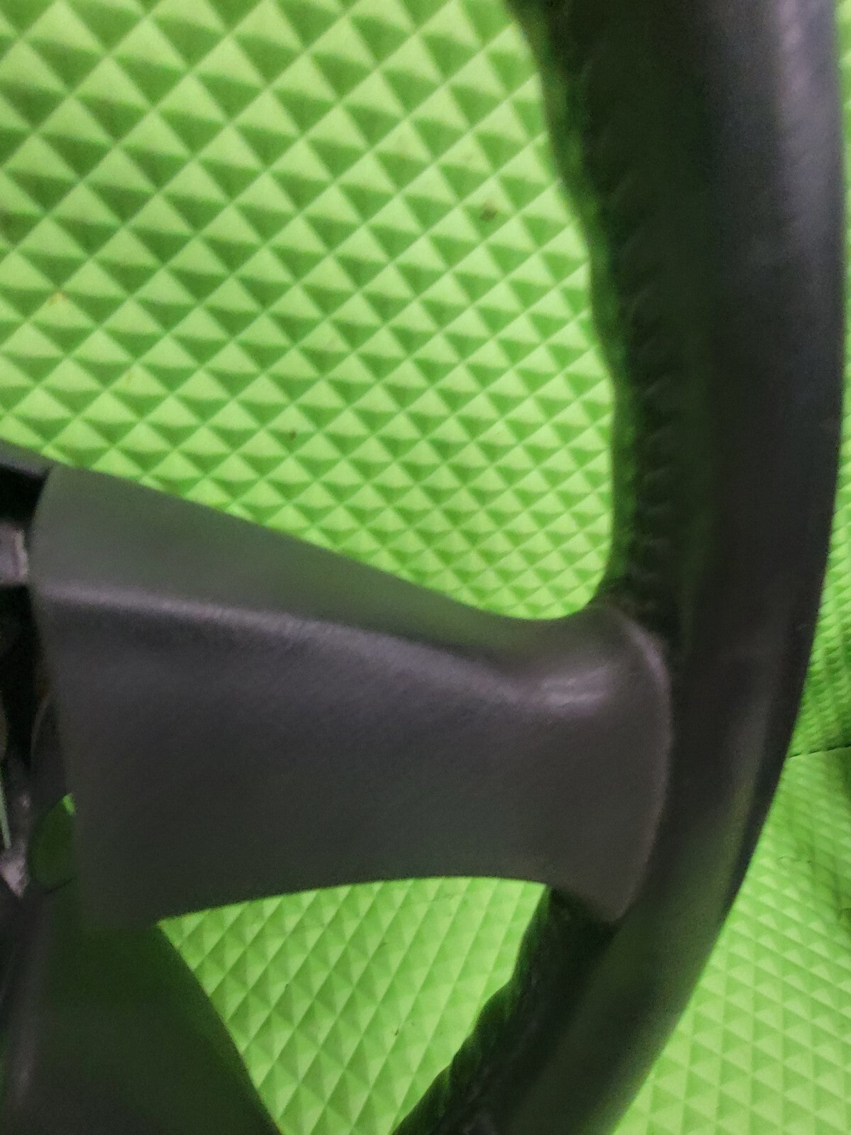 🔥03-06 SILVERADO SIERRA YUKON TAHOE SUBURBAN STEERING WHEEL LEATHER BLACK