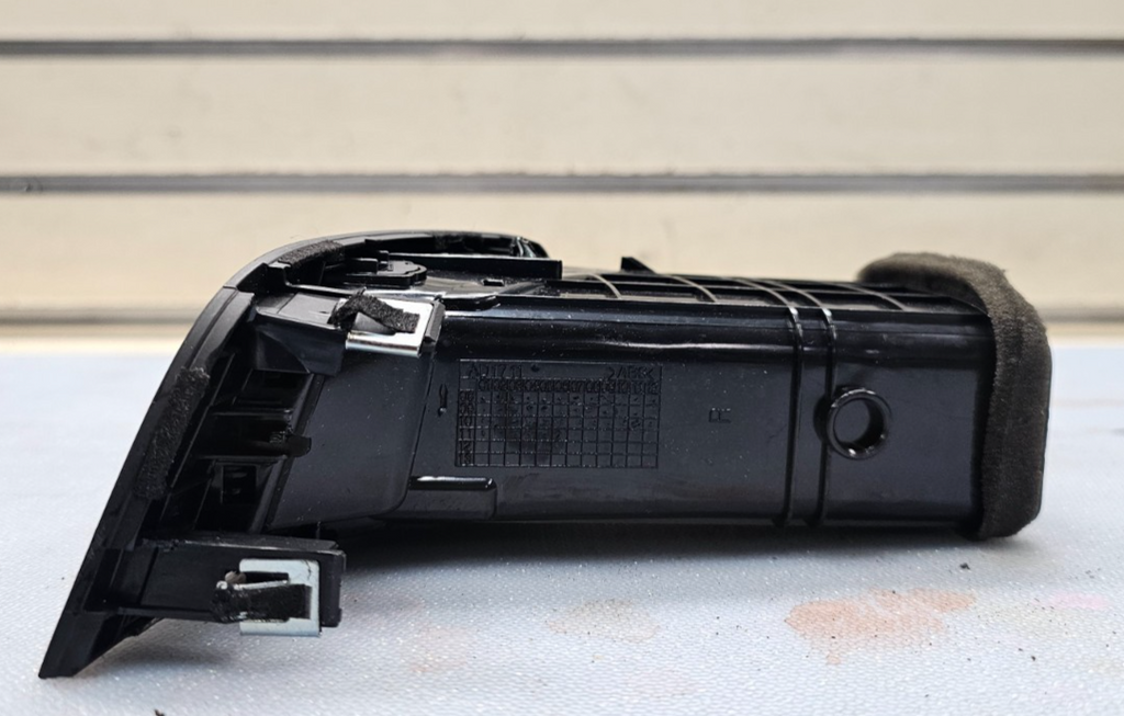 🔥10-13 KIA FORTE DASH CENTER RIGHT PASSENGER AIR VENT HEATER CONDITIONING BLACK
