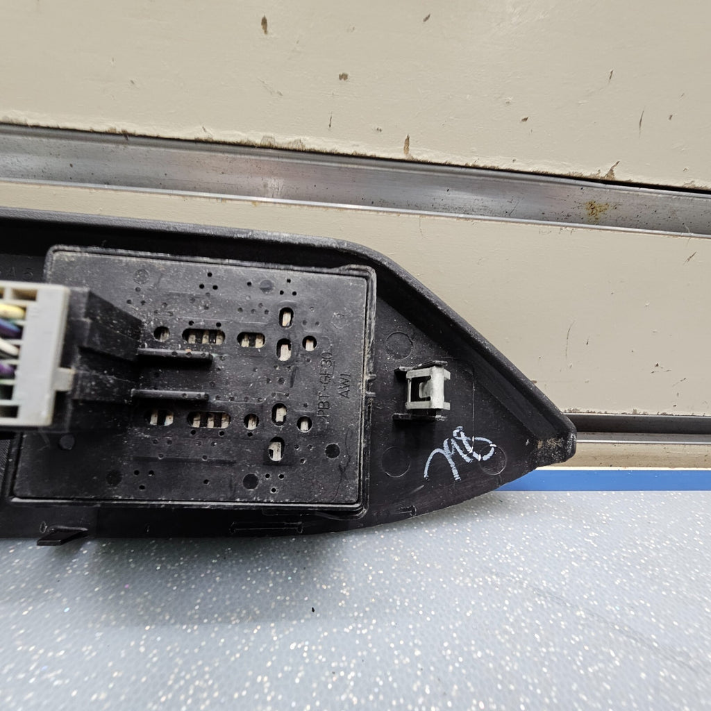 🔥05-09 FORD MUSTANG LEFT DRIVER SIDE MASTER WINDOW POWER SWITCH BEZEL BLACK OEM