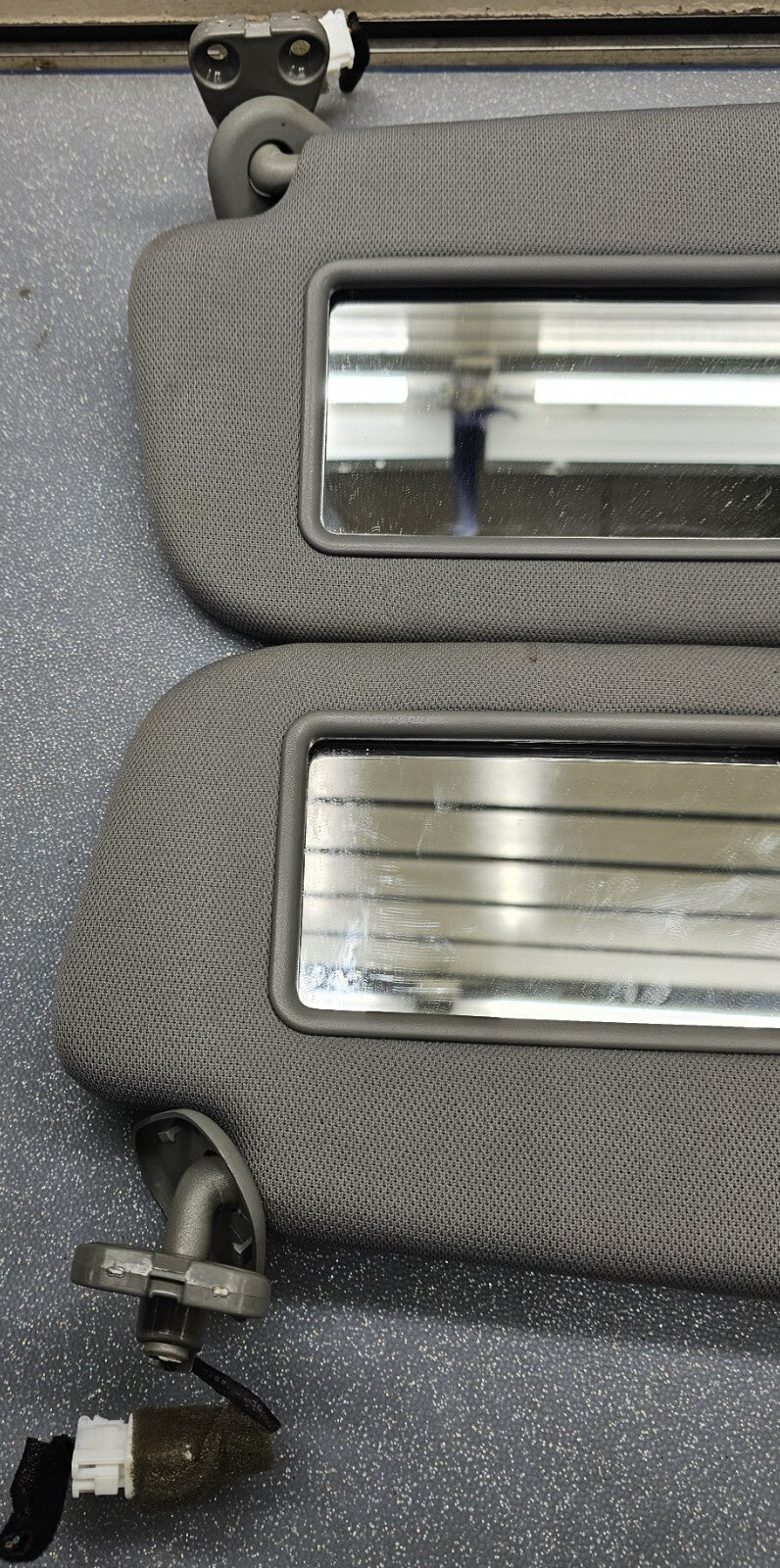 07-12 HYUNDAI SANTA FE LIGHTED SUN VISOR SUN SHADE SET SUNVISORS RH LH Gray OEM