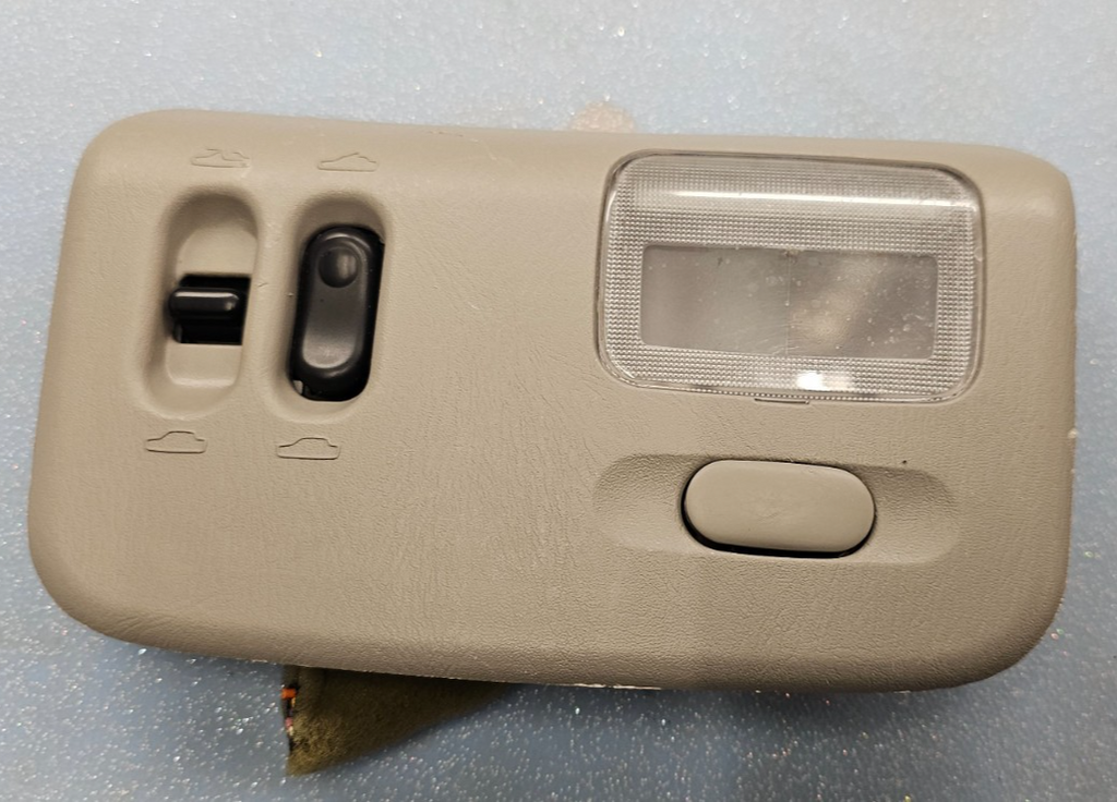 🔥2002-2006 Nissan Altima sunroof switch dome light tan OEM