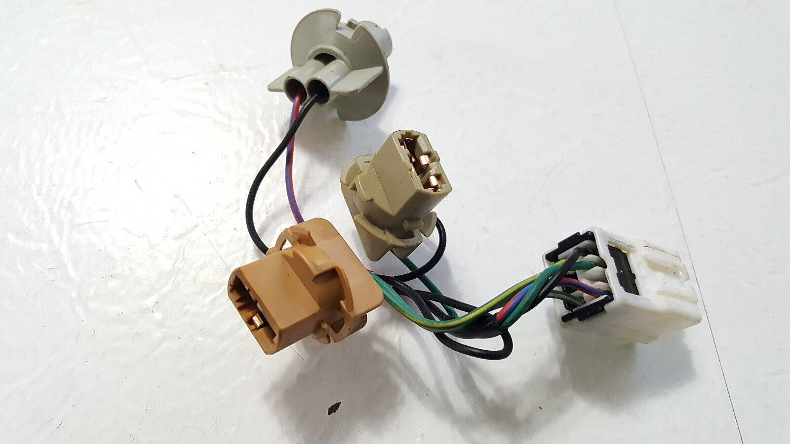 🔥2000-2001 Nissan Maxima Wiring harness Tail light Lamp Break Light Assembly