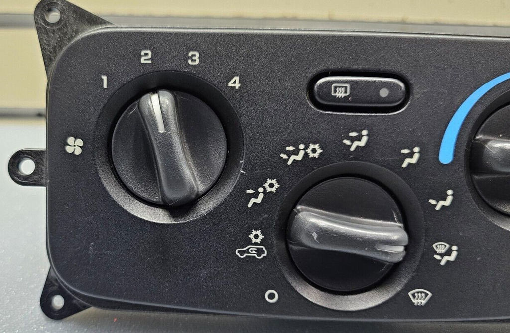 🔥02-03 Jeep Liberty Dash CLIMATE CONTROL UNIT Temperature Heater Conditioning