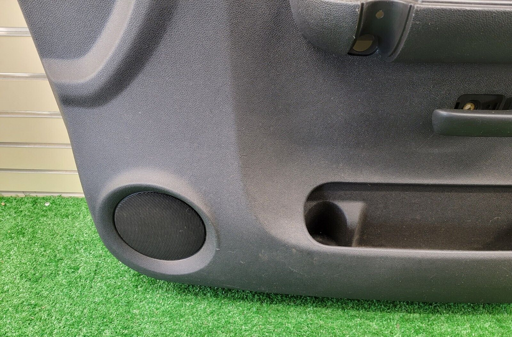 🔥07-09 Chevrolet Silverado GMC Sierra Door Panel Passenger Right side black D19