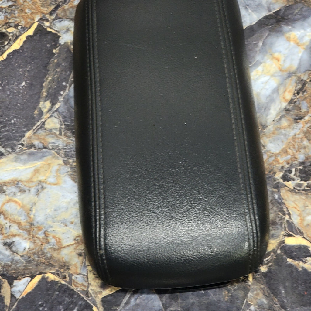 🔥02-09 Chevy Trailblazer GMC ENVOY Center Console Armrest LEATHER Lid BLACK def