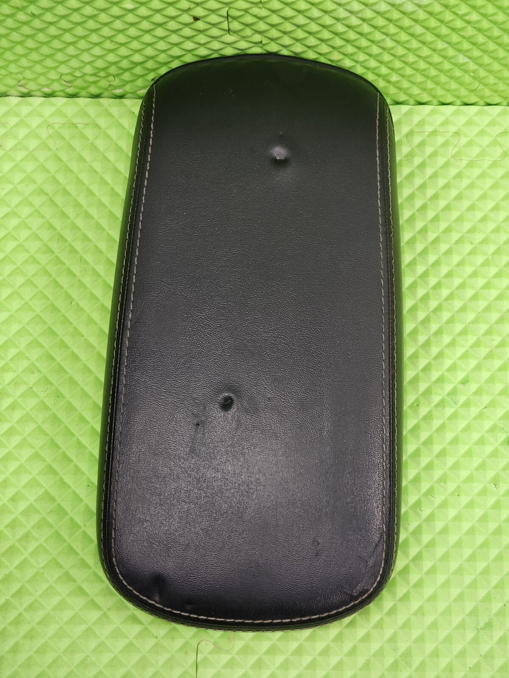 🔥2011-2014 CHRYSLER 200 DODGE AVENGER CENTER CONSOLE LID ARM REST BLACK