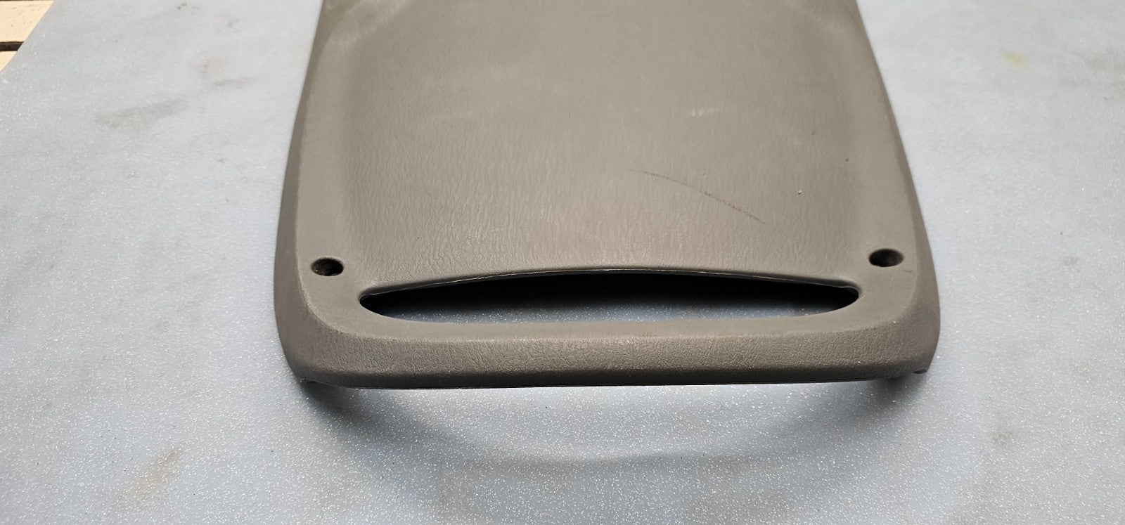 🔥01-07 Caravan Town & Country Front Seat Back Panel Trim Gray