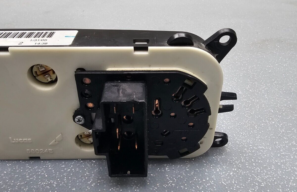 02-05 Dodge RAM 1500 Dash AC Heater Climate Temperature Control Air Conditioner