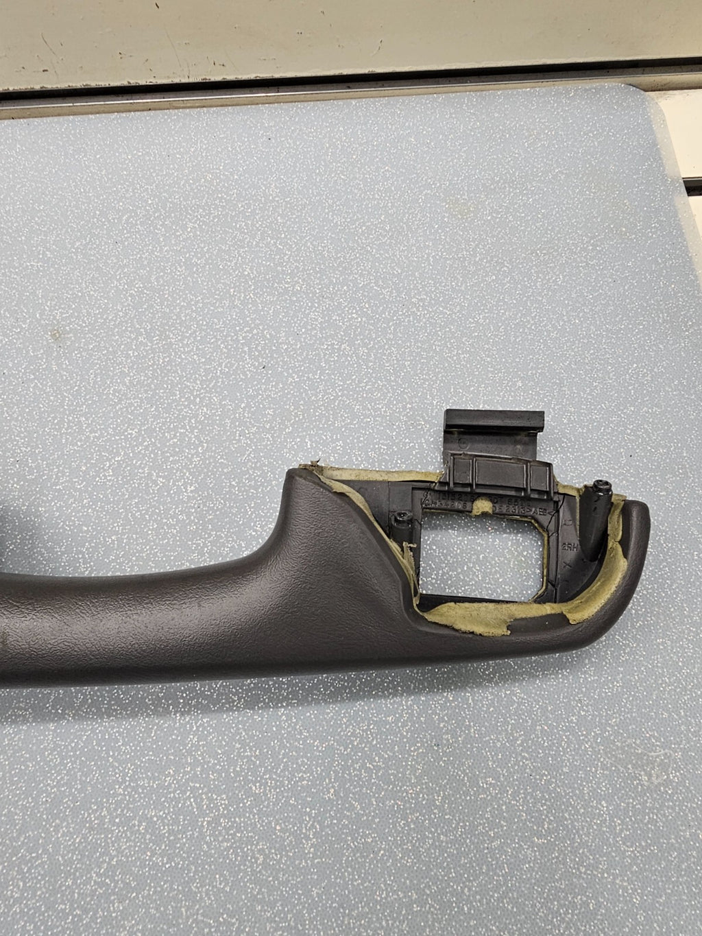 🔥99-06 Chevrolet GMC SilveradoTahoe Rear RIGHT Door Armrest Handle Dark Grey H3
