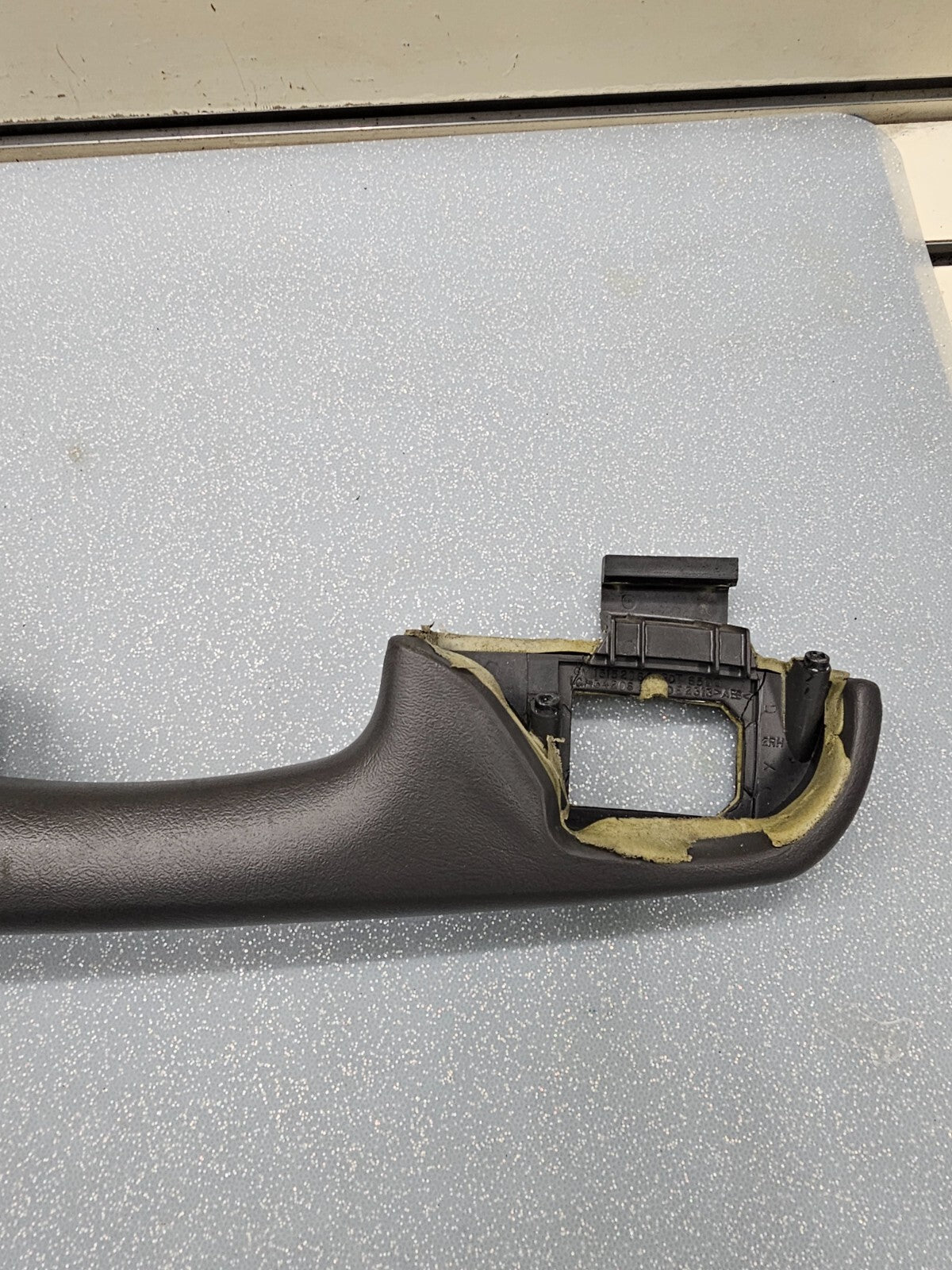 🔥99-06 Chevrolet GMC SilveradoTahoe Rear RIGHT Door Armrest Handle Dark Grey H3