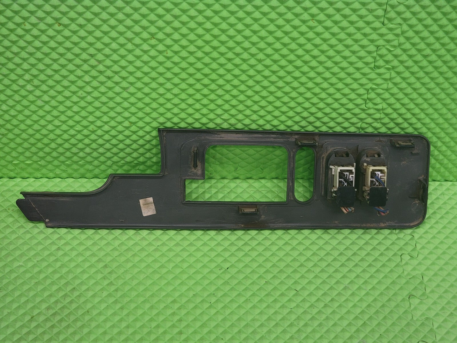 1988-1994 Chevy GMC C/K1500 Silverado Sierra Truck RH Interior Switch Gray SW44