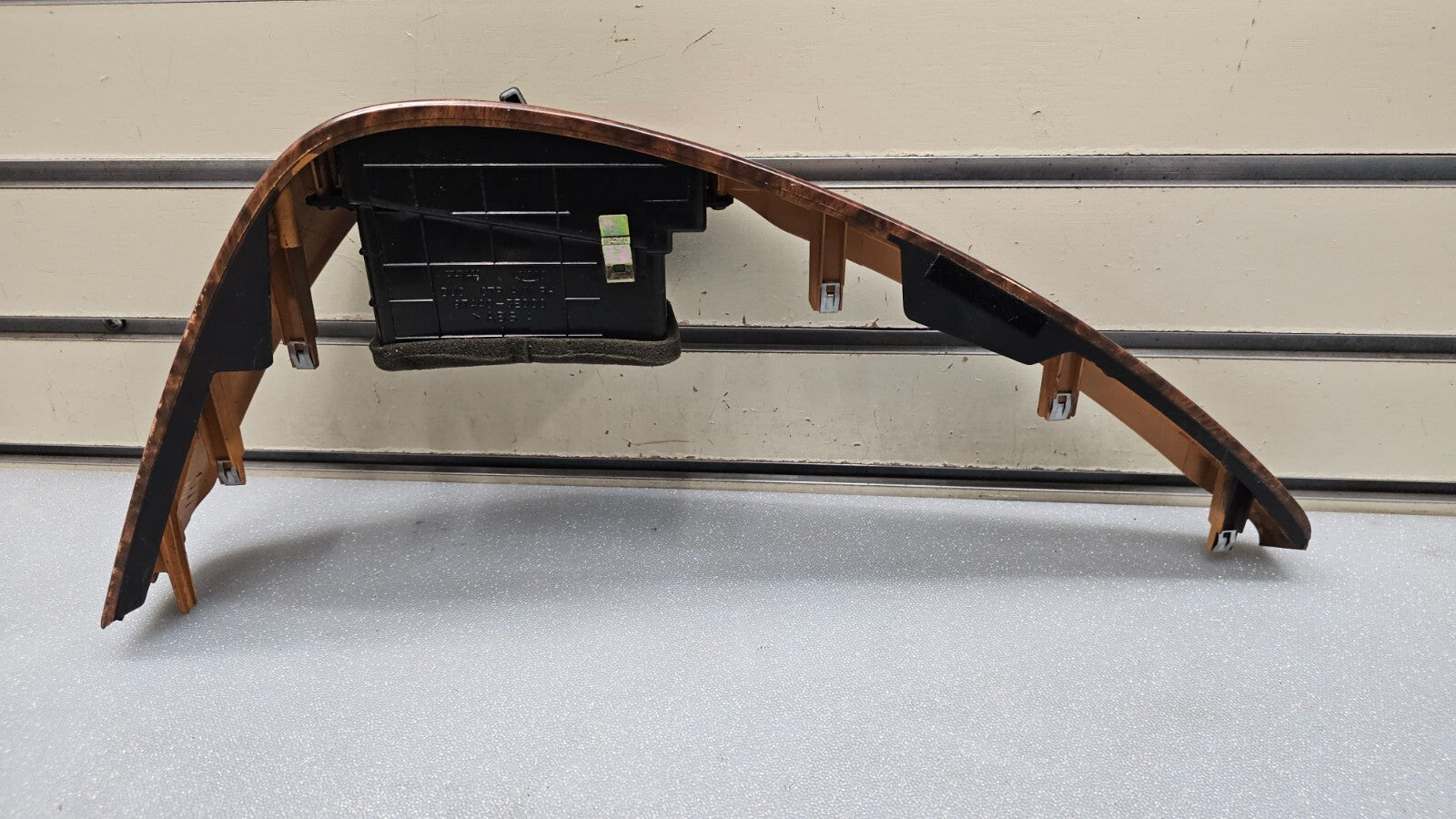🔥03-06 KIA SORENTO CENTER DASH RIGHT PASSENGER A/C AIR VENT HEATER PANEL WOOD