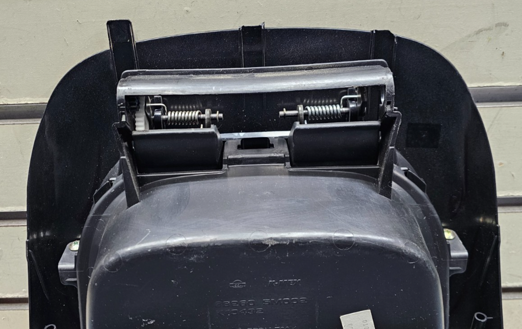🔥00-06 Nissan SENTRA Center Dash BEZEL Air Vents Cubby Storage Trim BLACK B20