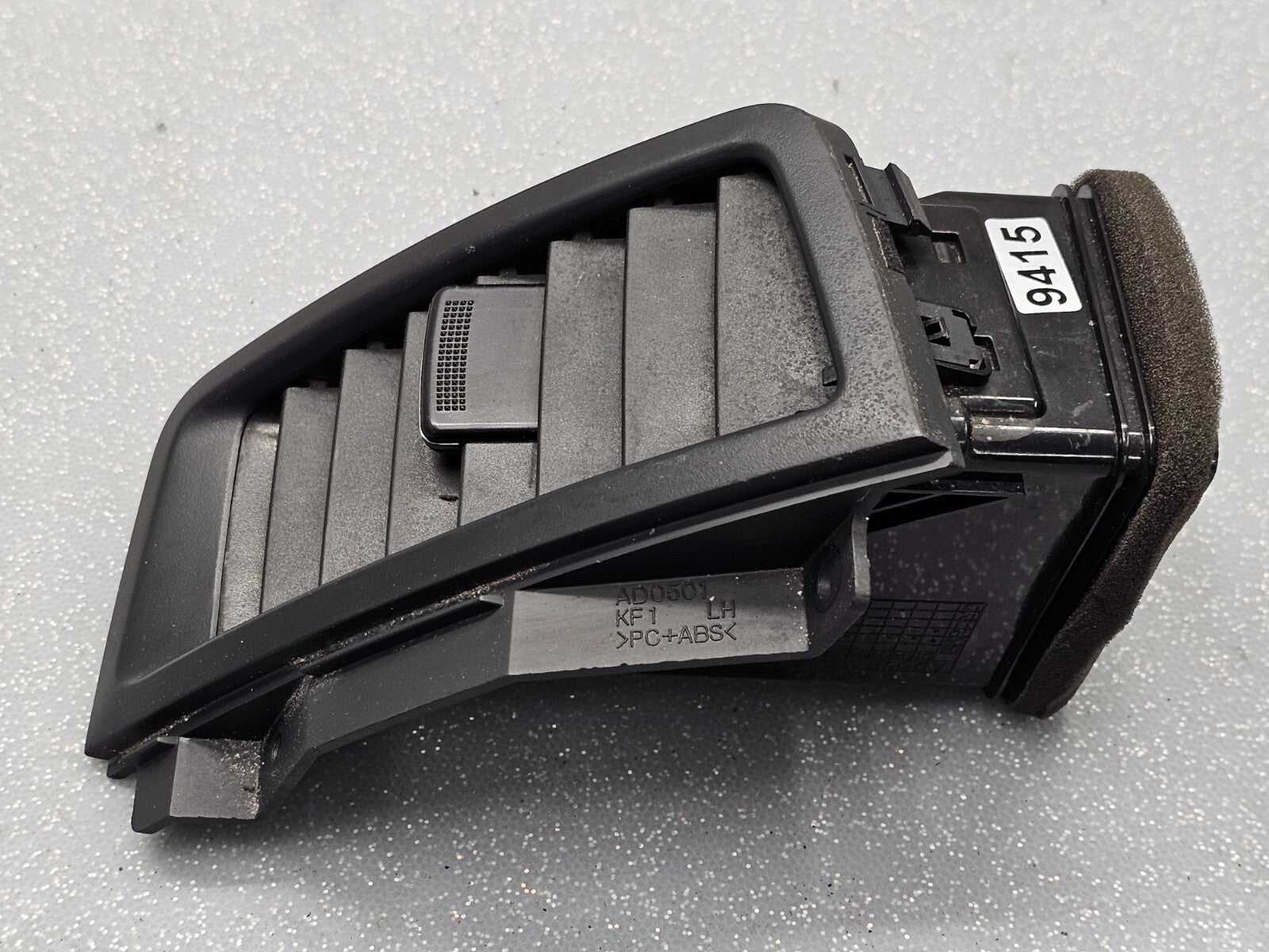10-13 Kia Soul Dash Center Left Driver Air Vent Conditioner Heater Filter Black