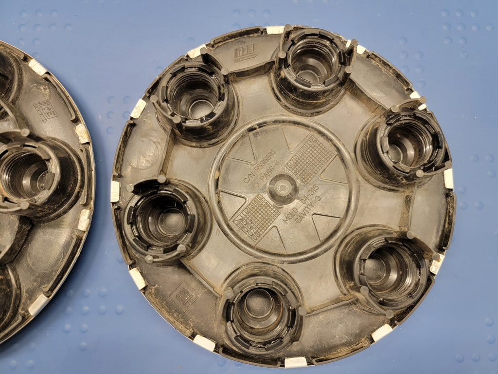 2007-2014 Chevy Van Tahoe Avalanche Silverado Suburban Wheel Center Caps