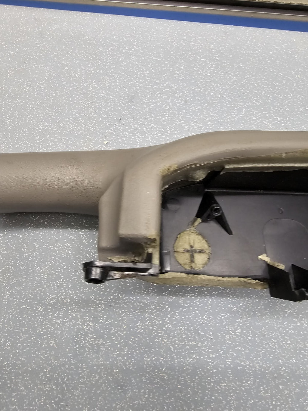 🔥99-06 Silverado SIERRA TAHOE Door Panel ARMREST Rear RIGHT Handle LIGHTGRAY H3