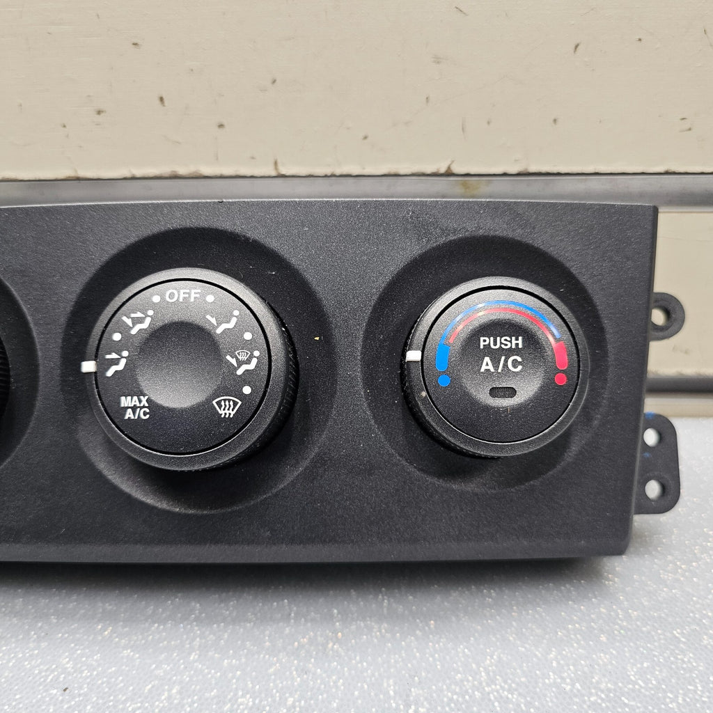 07-09 Kia Sorento LX Dash AC Heater Climate Temperature Control Air Conditioner