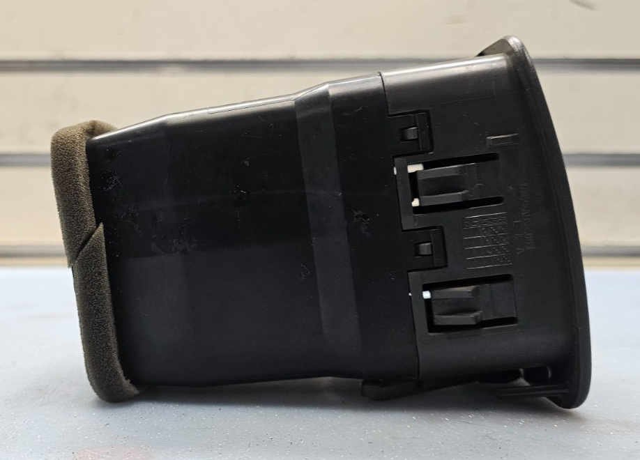 🔥99-06 Silverado Tahoe Dash Right Passenger Air Vent A/C AC HVAC Heater Black