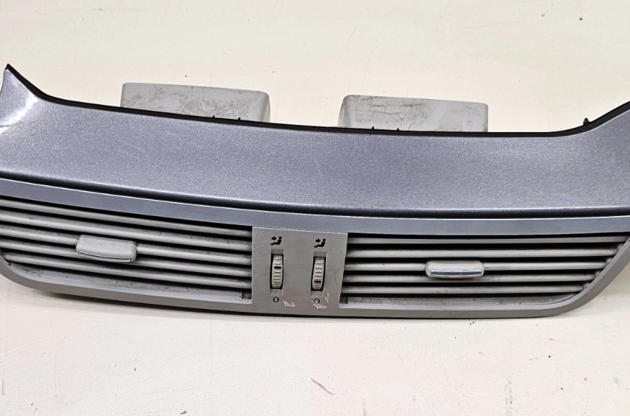 🔥09-14 Volkswagen Routan Dash Front Center Trim Bezel Panel Air Vent Silver OEM