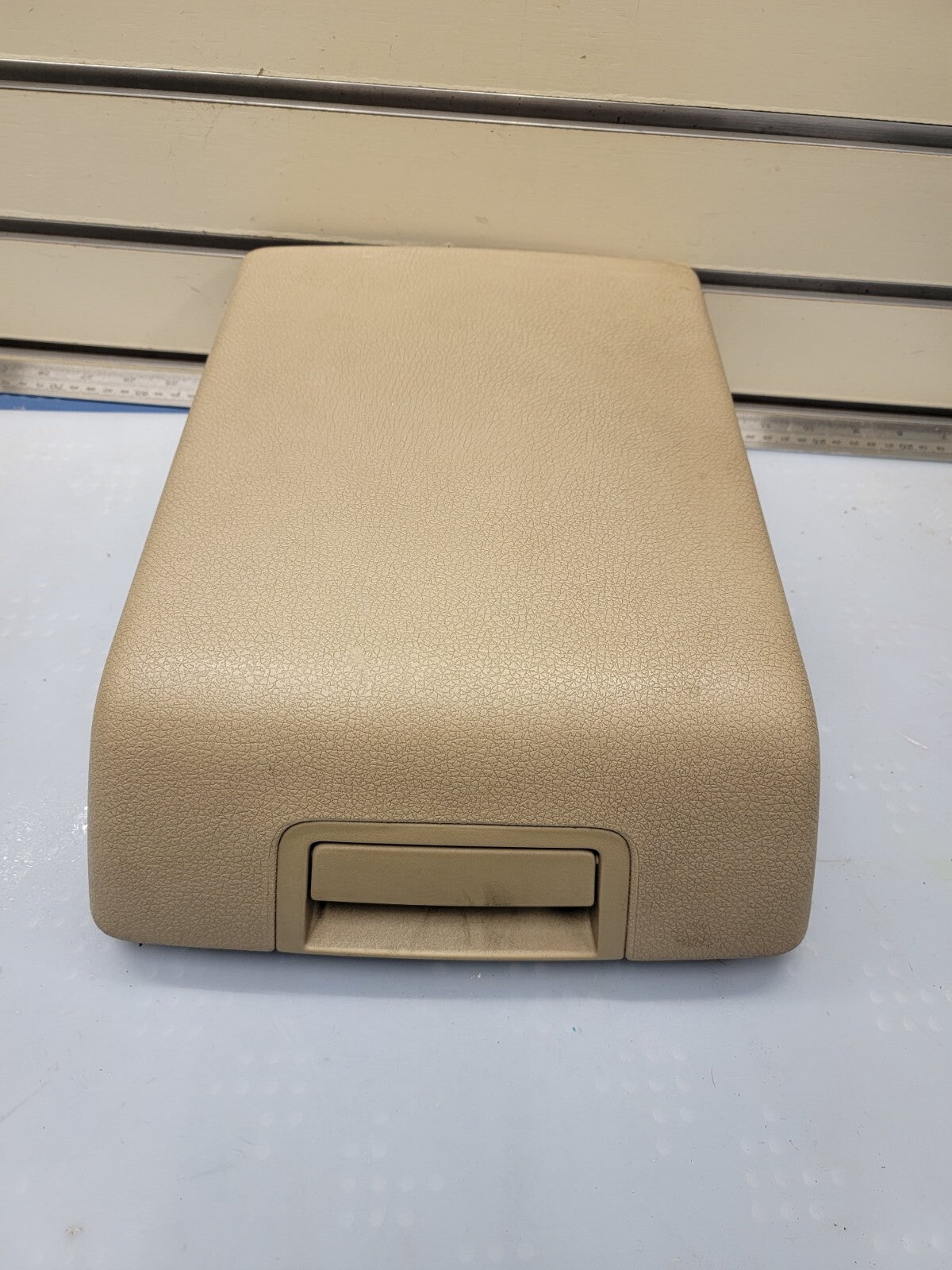 🔥07-14 FORD EXPEDITION CENTER CONSOLE COLUMN SHIFT ARM REST LID  TAN