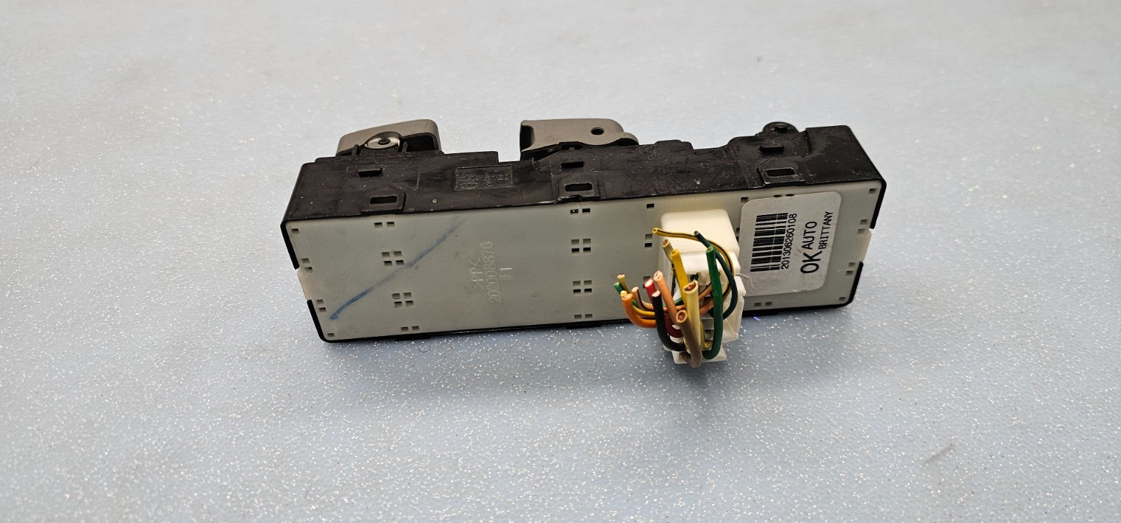 🔥10-14 Hyundai Sonata Left Driver Master Power Window Door Switch Assembly Gray