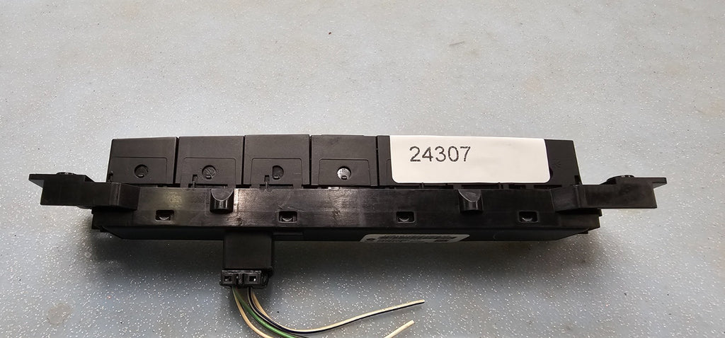 🔥08-10 JEEP COMMANDER HAZARD EMERGENCY FLASHER ESP CONTROL SWITCH ASSEMBLY OEM