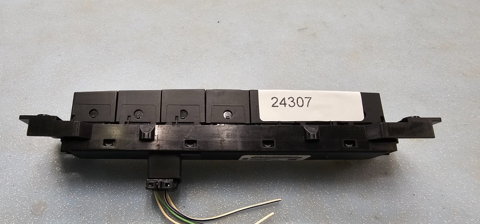 🔥08-10 JEEP COMMANDER HAZARD EMERGENCY FLASHER ESP CONTROL SWITCH ASSEMBLY OEM