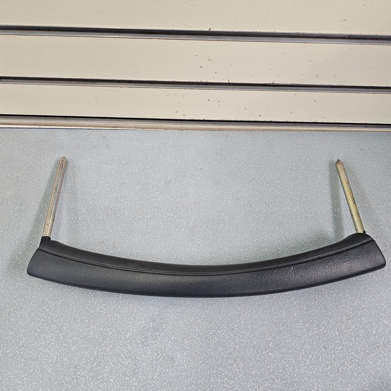 🔥99-06 SILVERADO SIERRA Dash Pad Dashboard GRAB BAR ASSIST HANDLE Graphite