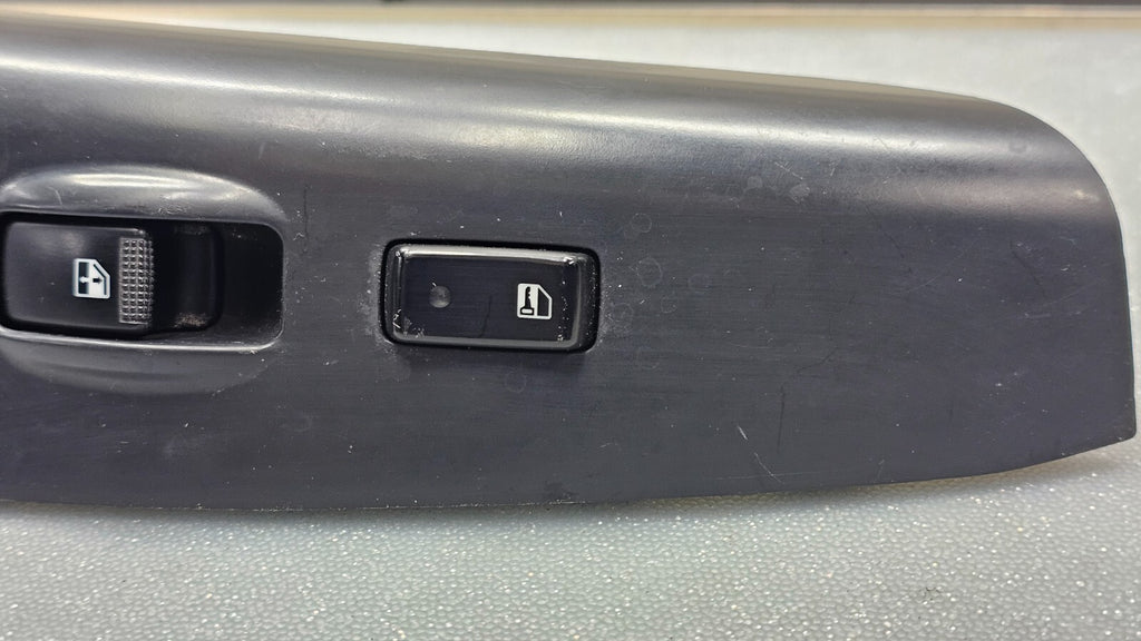 🔥05-10 Kia Sportage Front Right Passenger Window Control Switch Bezel Black OEM
