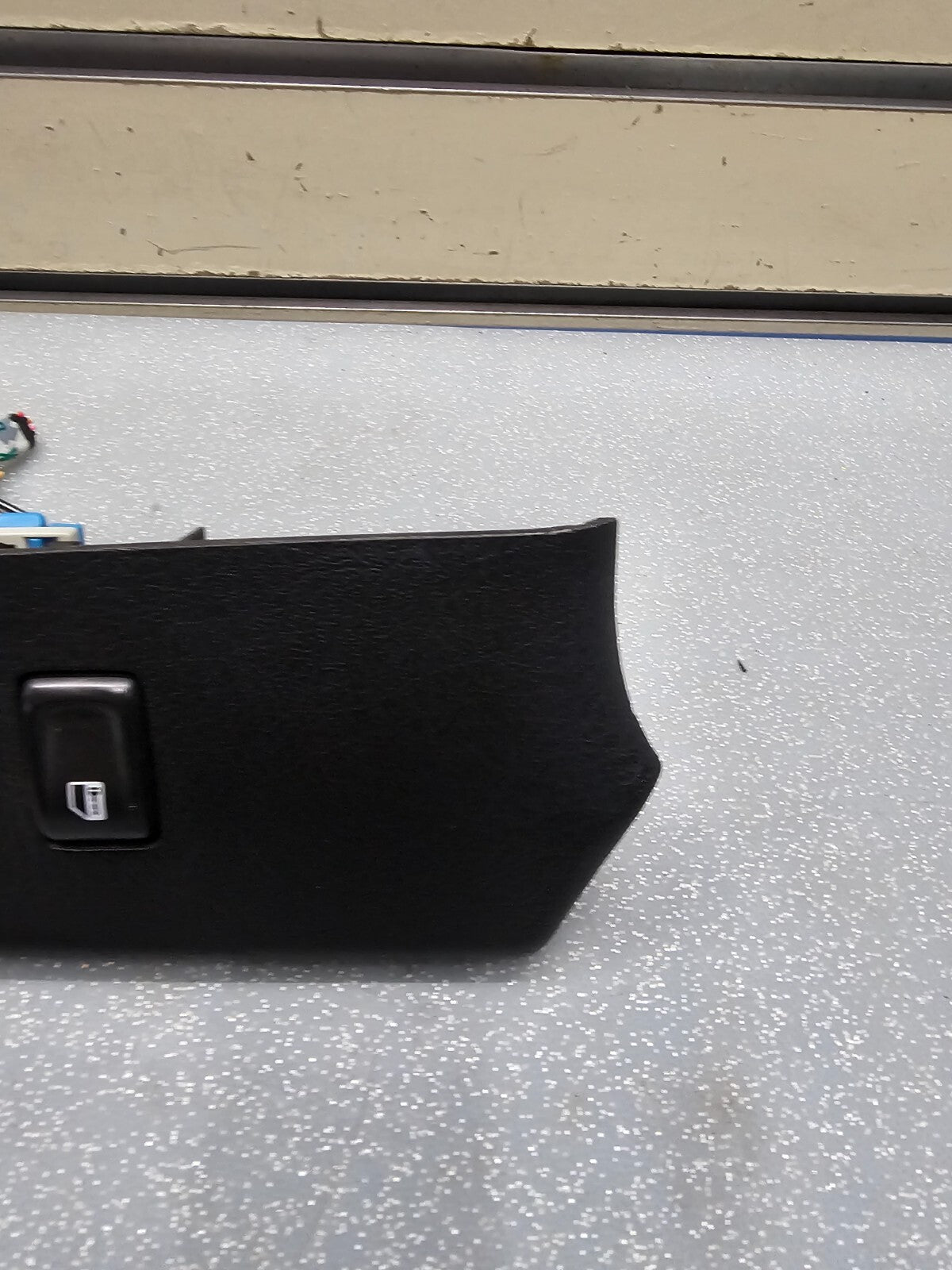 🔥06-09 Chevy TRAILBLAZER Window Switch Front RIGHT Passenger Side BLACK WS21
