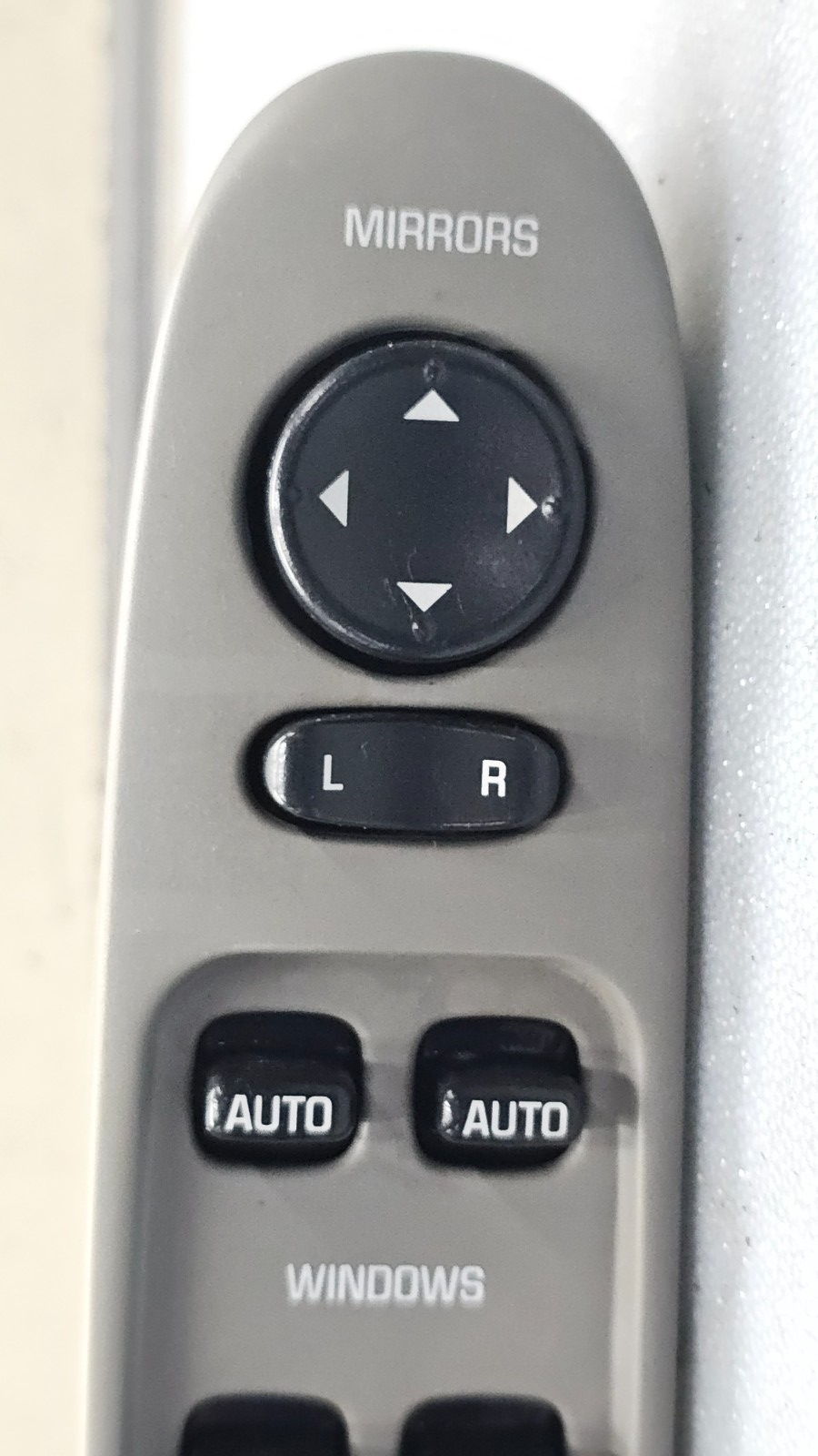 🔥00-05 Buick Lesabre Left Driver Master Power Window Switch Assembly Gray OEM