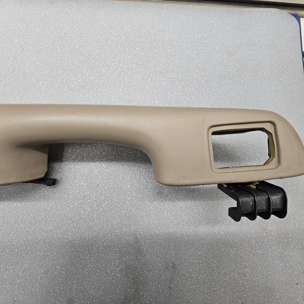 🔥99-06 Chevrolet GMC Silverado Tahoe Rear Right Door Armrest Handle Tan H3