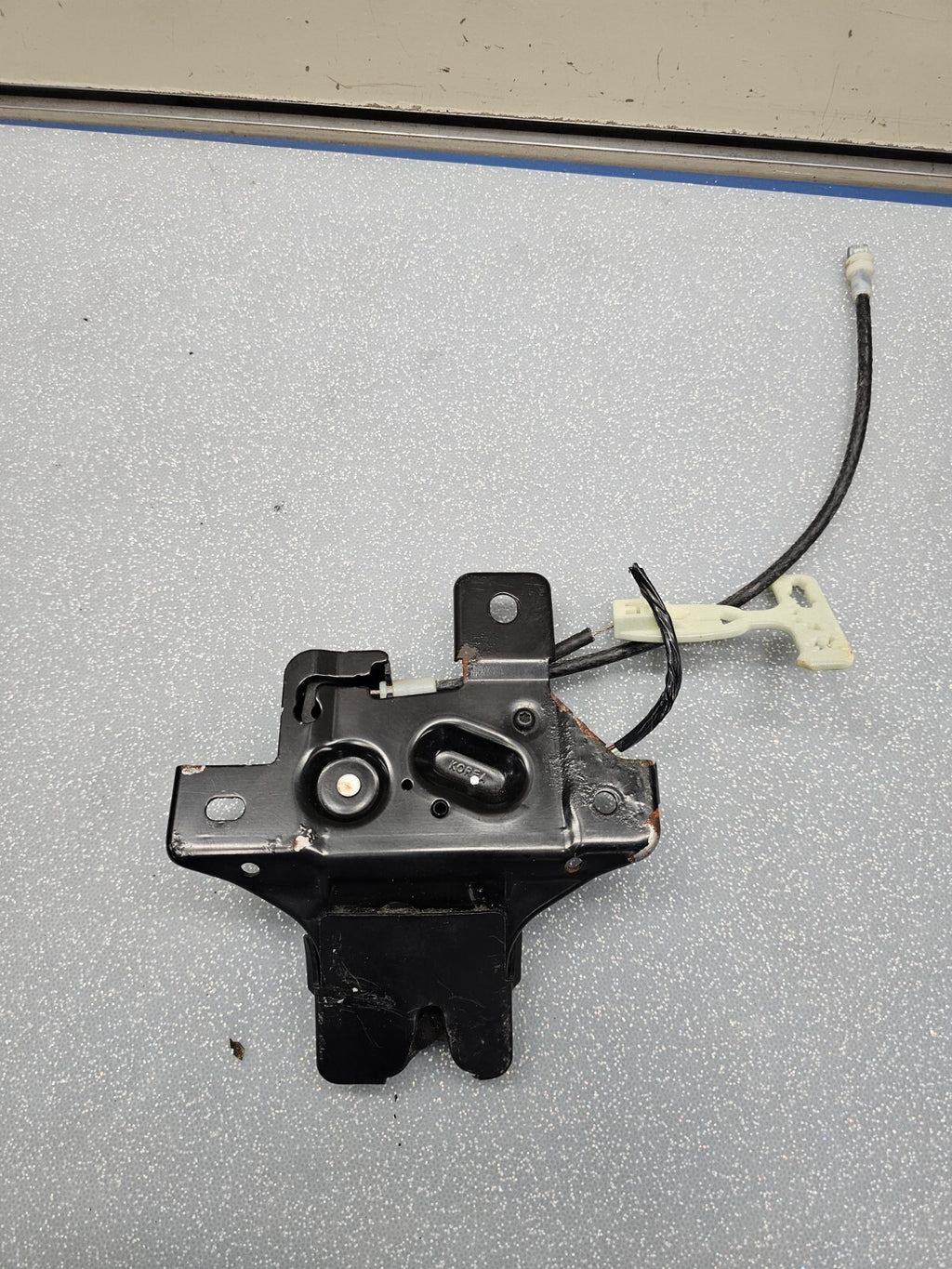 🔥05-07 Ford Focus Rear Trunk Latch Deck Powr Lock Lid Release Actuator Assembly