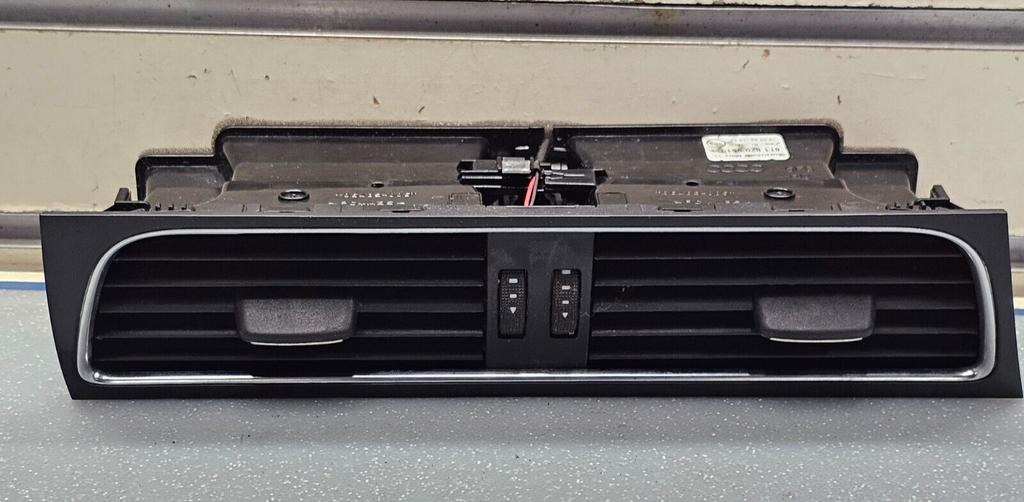 09-12 Audi A4 S4 A5 Center Dash AC Air Vent Heater Conditioner Instrument Black