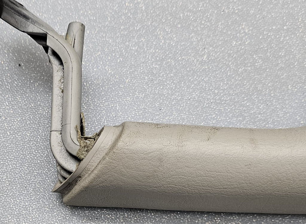 🔥02-09 TRAILBLAZER Door Panel ARMREST Pull Handle Front LEFT Driver Lt GRAY H4
