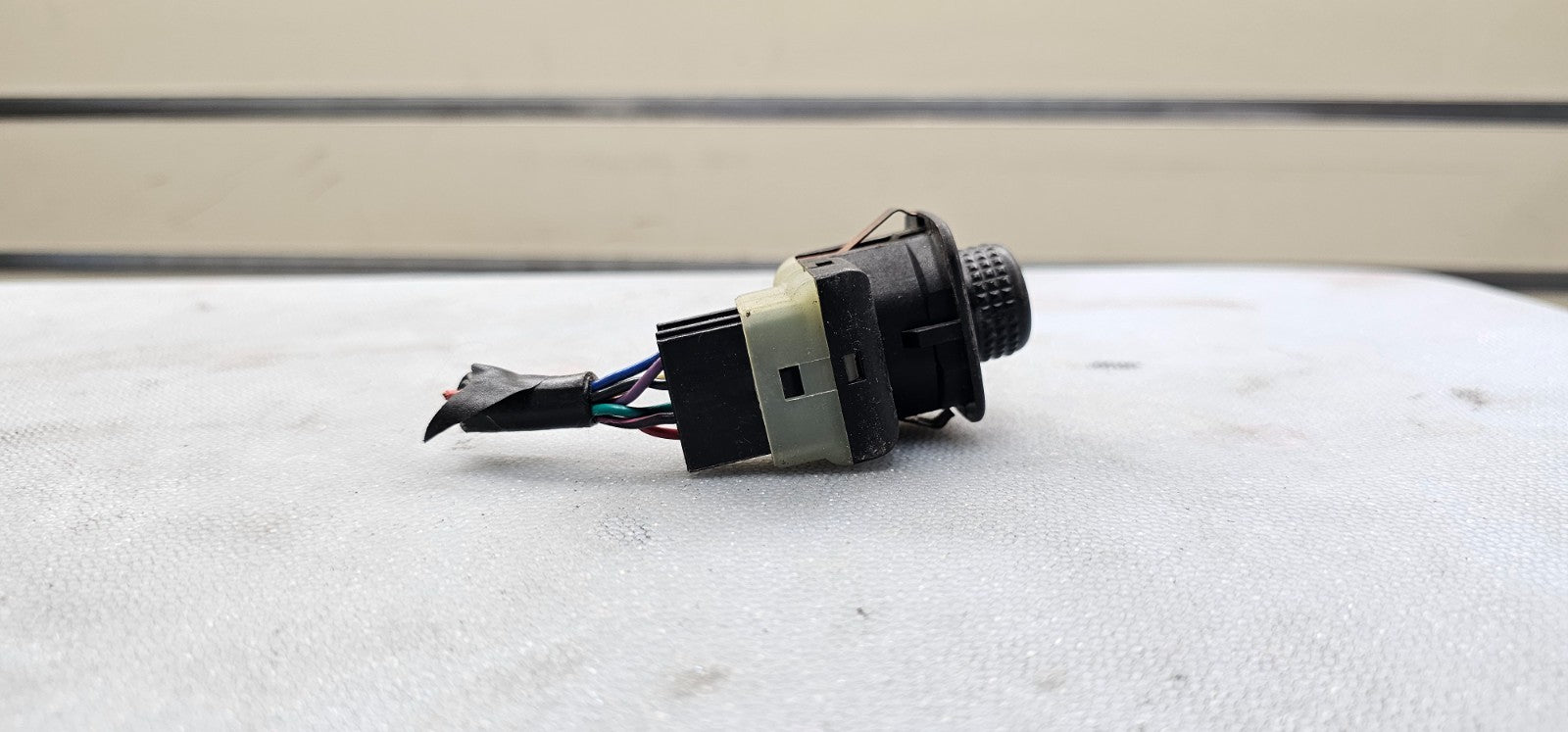 🔥01-07 Ford Escape Mercury Mariner Power Mirror Control Switch Black