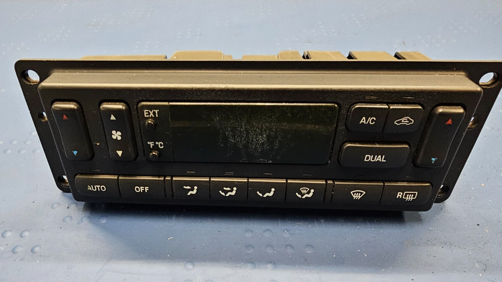 🔥02-04 Explorer Mountaineer Dash Heater Climate Temperature Control Conditioner