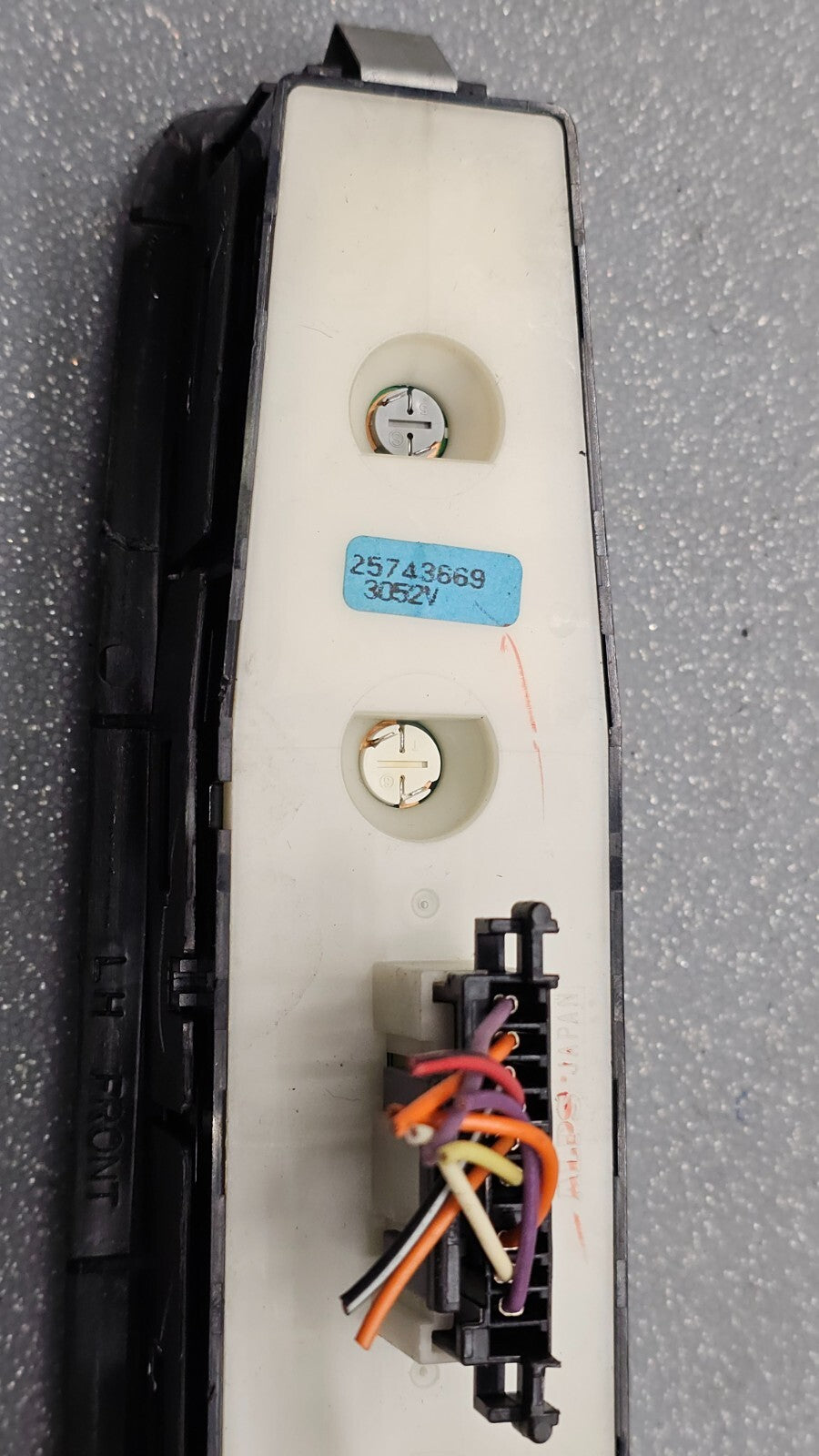 98-04 Deville Seville Left Driver Master Window Door Power Switch Assembly Black