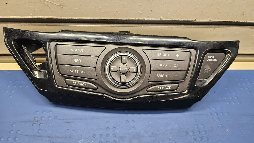 🔥13-15 Nissan Pathfinder Dash AM FM Radio Screen Info Control Panel Display